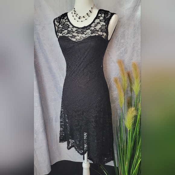 Sans Souci hi low lace dress..id#019 - Picture 1 of 5